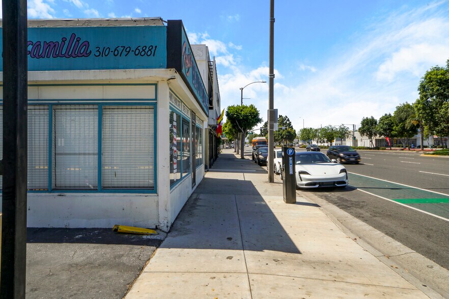 More Photos Of 11850 Hawthorne Blvd, Hawthorne Storefront Retail Residential For Sale