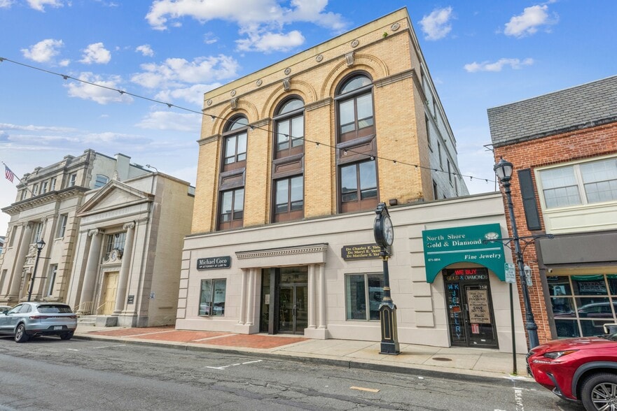 More Photos Of 15 Glen St, Glen Cove Office For Lease