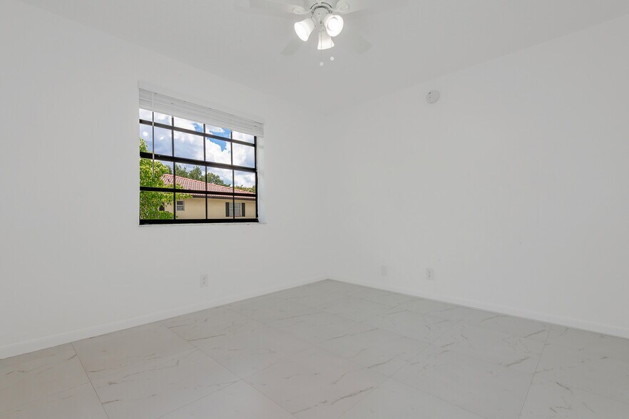 More Photos Of 10675-10687 Royal Palm Blvd, Coral Springs Apartments For Sale