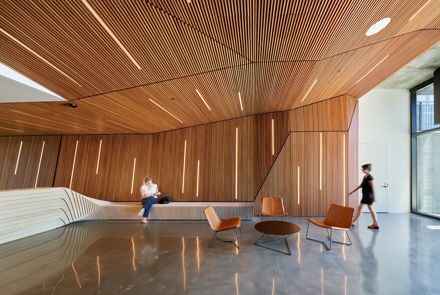 More Photos Of 9300 Culver Blvd, Culver City Office For Sale