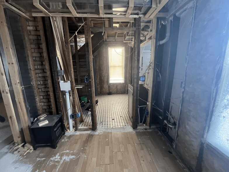 More Photos Of 4423 S Nicollet Ave, Minneapolis Office Residential For Sale