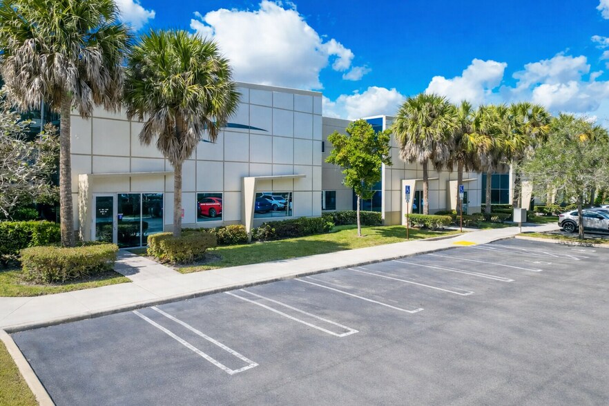 More Photos Of 3900 NW 126th Ave, Coral Springs Warehouse For Sale