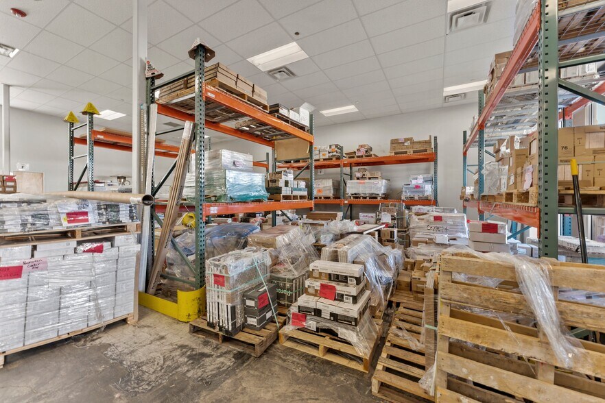 More Photos Of 1166 S Sage Dr, Cedar City Storefront For Sale