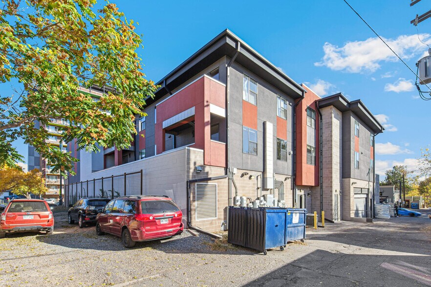 More Photos Of 3420 W 32nd Ave, Denver Storefront For Lease