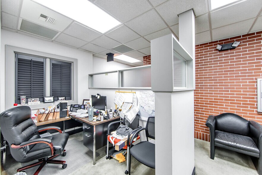 More Photos Of 7836 Park Ave, Houma Office For Lease
