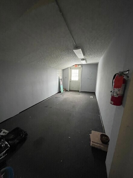 More Photos Of 5002 S Walnut St, South Bloomfield Storefront For Sale