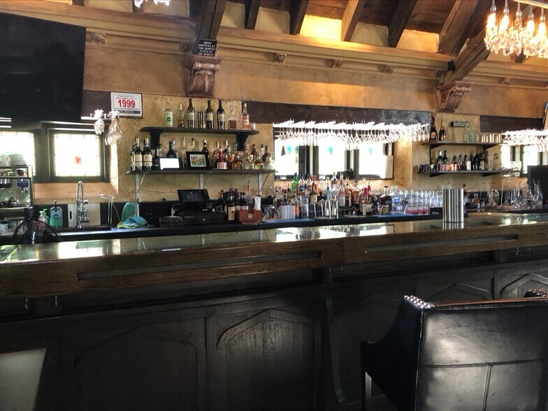 1715 E Main St, Mohegan Lake, NY 10547 Restaurant For Sale