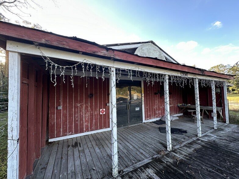 More Photos Of 13046 SW Sr-45, Archer General Retail For Sale