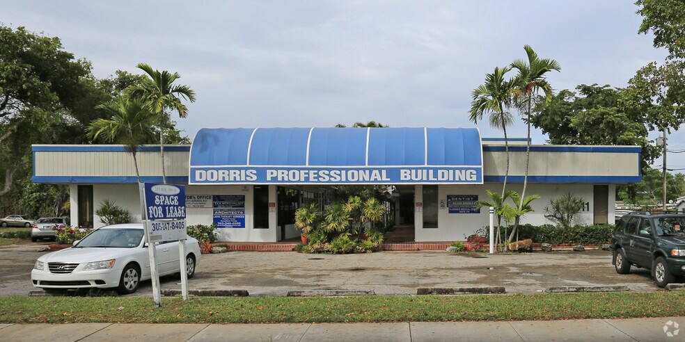 More Photos Of 311 NE 8th St, Homestead Medical For Lease