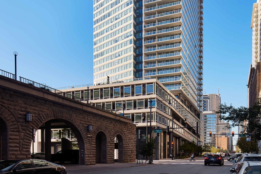 More Photos Of 720 S Wells St, Chicago Multifamily For Sale