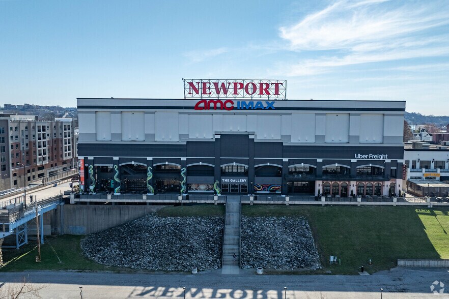 More Photos Of 1 Levee Way, Newport General Retail For Lease