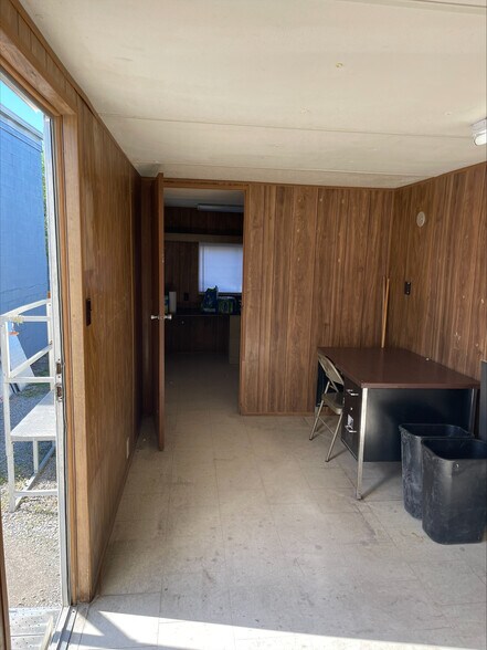 More Photos Of 3307 Water Tower Rd, Marion Refrigeration Cold Storage For Sale