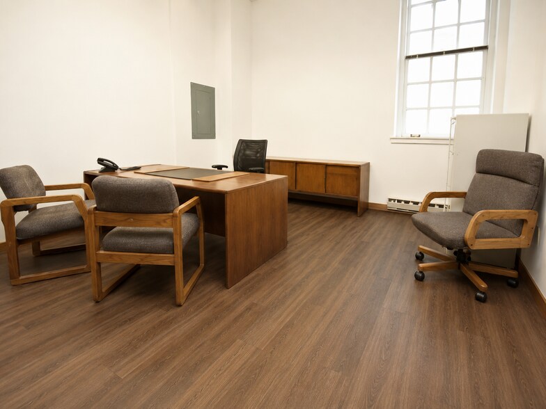 More Photos Of 609 W Hamilton St, Allentown Coworking Space
