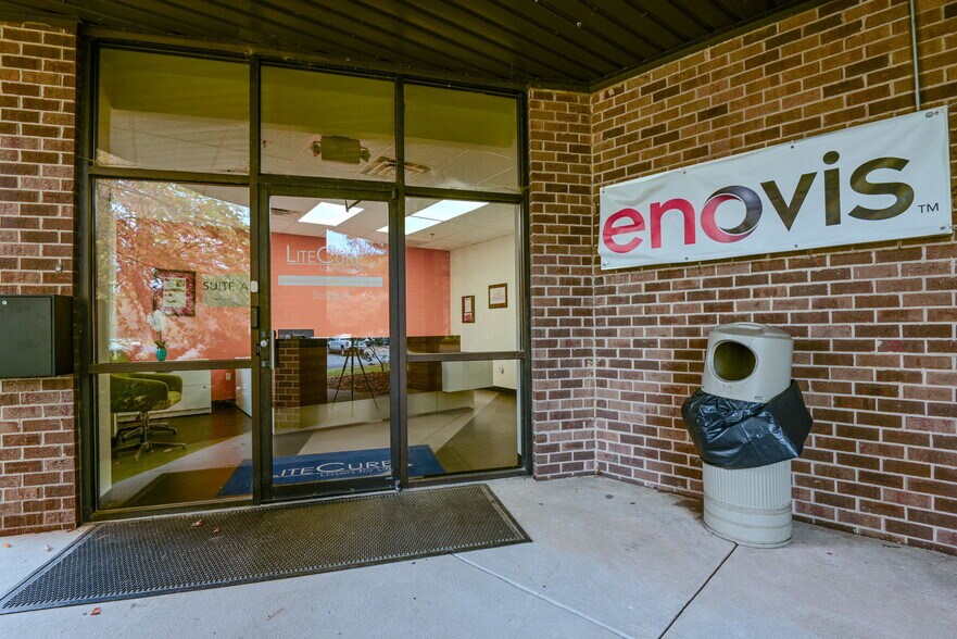 More Photos Of 118 Lukens Dr, New Castle Unknown For Lease