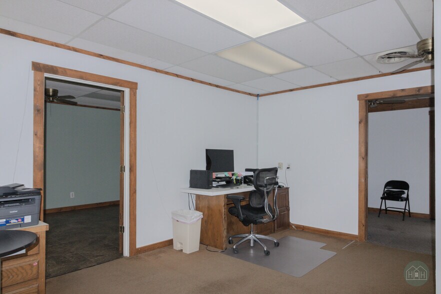More Photos Of 3720 Wilbarger St, Vernon Flex For Sale