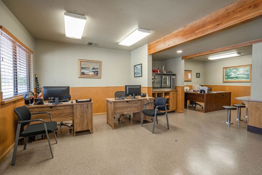 More Photos Of 324 Birch St, Westwood Restaurant For Sale