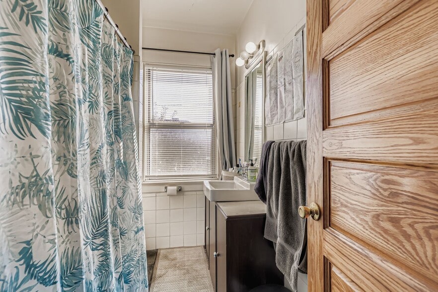 More Photos Of 2300 N Williams St, Denver Apartments For Sale