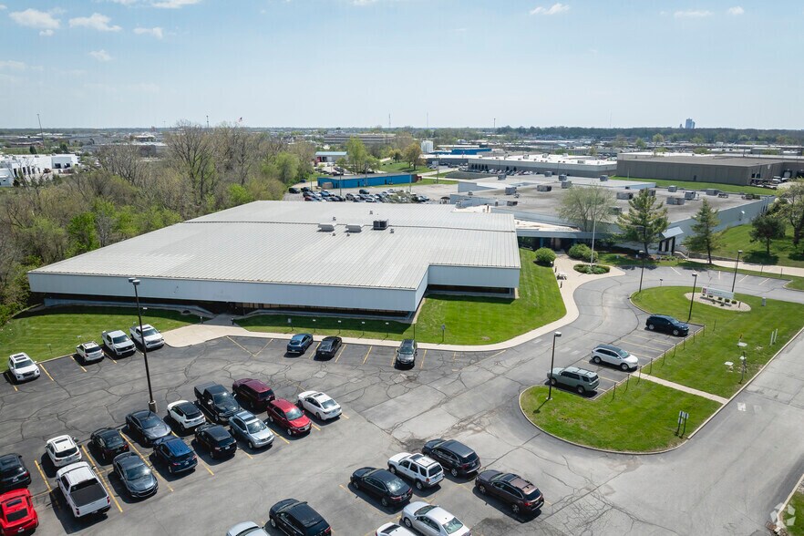 More Photos Of 5130 Executive Blvd, Fort Wayne Light Distribution For Lease