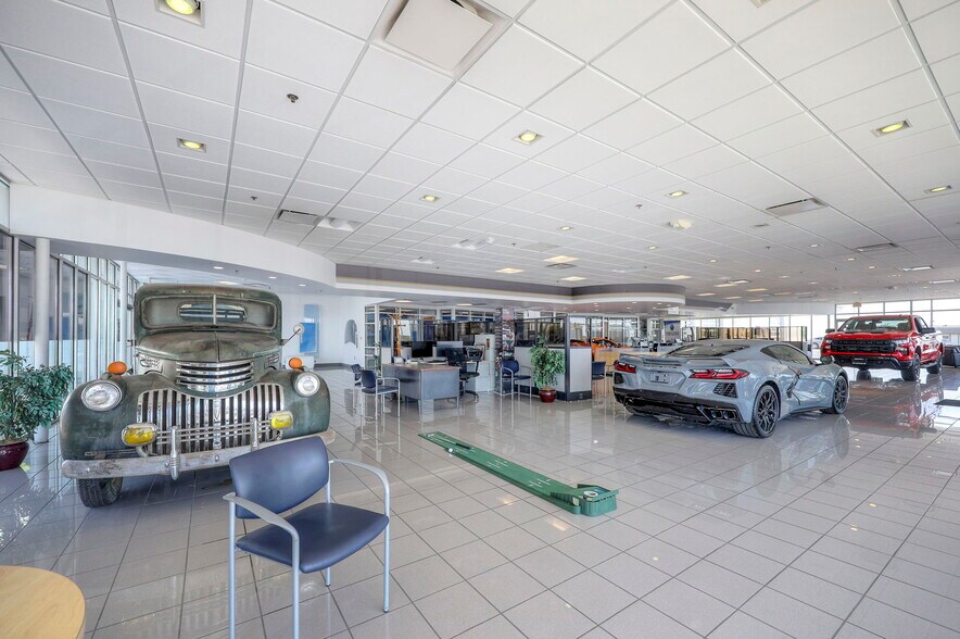 More Photos Of 3921 Frederick Ave, Saint Joseph General Retail For Sale