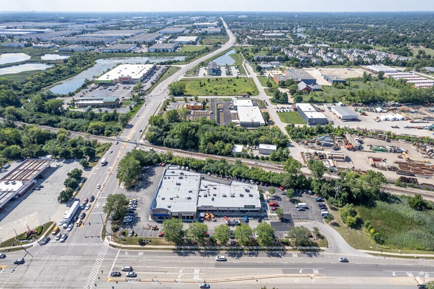 More Photos Of 440-450 Army Trail Rd, Bloomingdale Freestanding For Lease