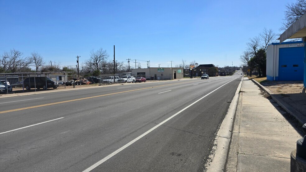 More Photos Of 103 S 8th St, Temple Land For Lease