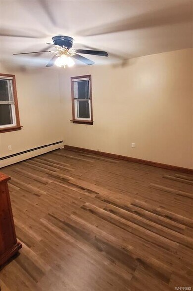 More Photos Of 6865 Erie Rd, Derby Restaurant For Sale