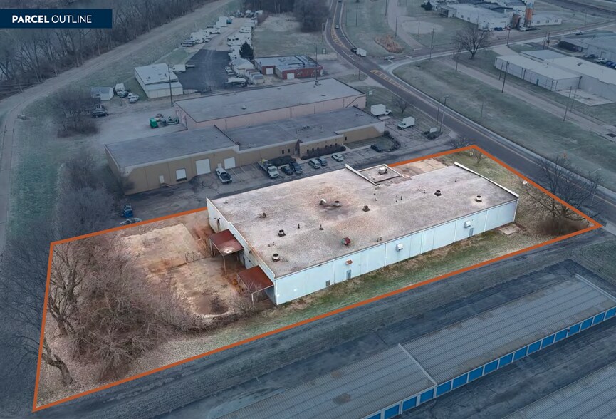 More Photos Of 901 N Main St, Miamisburg Warehouse For Sale