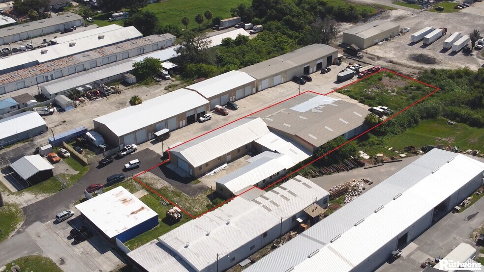 More Photos Of 1714 S Combee Rd, Lakeland Manufacturing For Lease