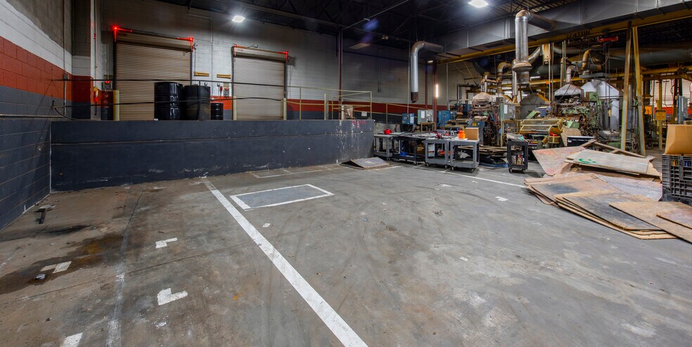 More Photos Of 9404 Ooltewah Industrial Dr, Ooltewah Manufacturing For Sale