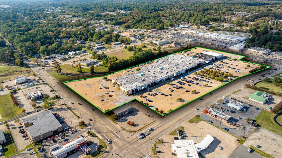 Primary Photo Of 102 Thomas Rd, West Monroe Medical For Sale