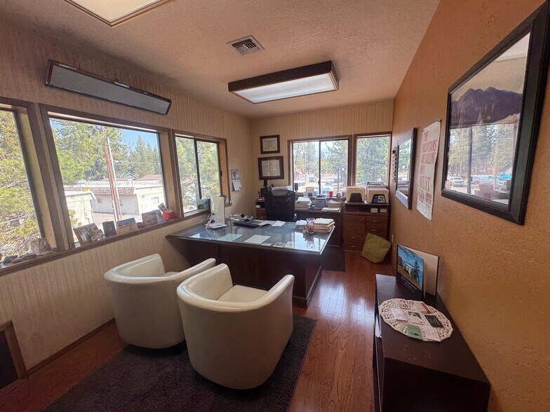More Photos Of 3170 Us-50, South Lake Tahoe Office For Sale