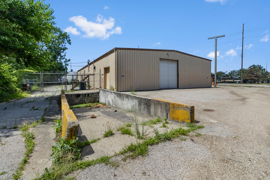 More Photos Of 1091 Kentucky Ave, Indianapolis Warehouse For Lease