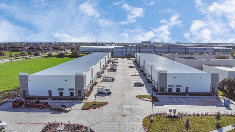 More Photos Of 12425 W Airport Blvd, Sugar Land Light Distribution For Lease