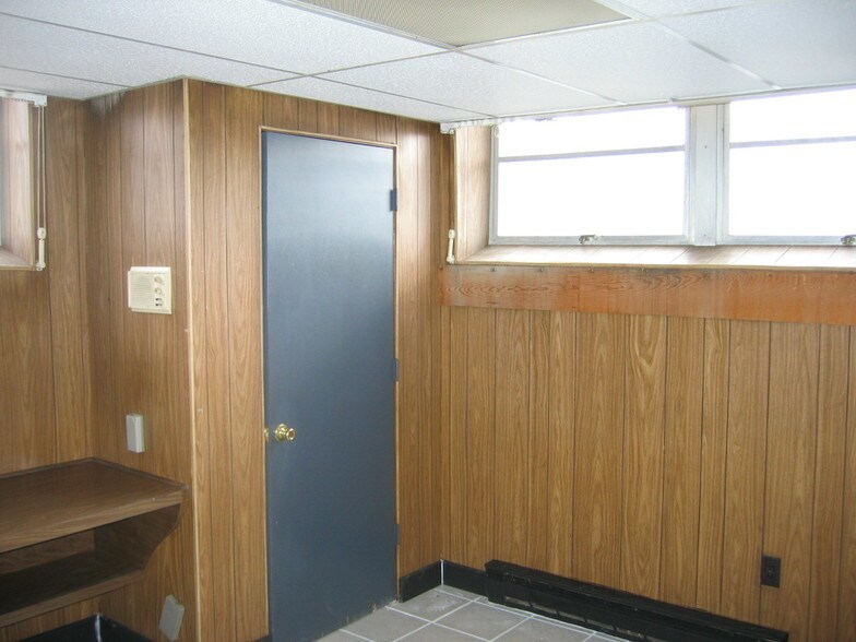 More Photos Of 200 Center St, Bellingham Flex For Lease