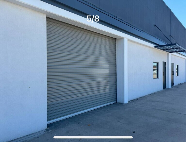 More Photos Of 4225 W Indian School Rd, Phoenix Warehouse For Lease