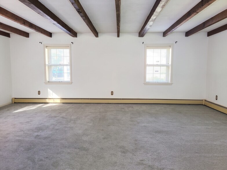 More Photos Of 5104 Fairfield Rd, Fairfield Apartments For Sale