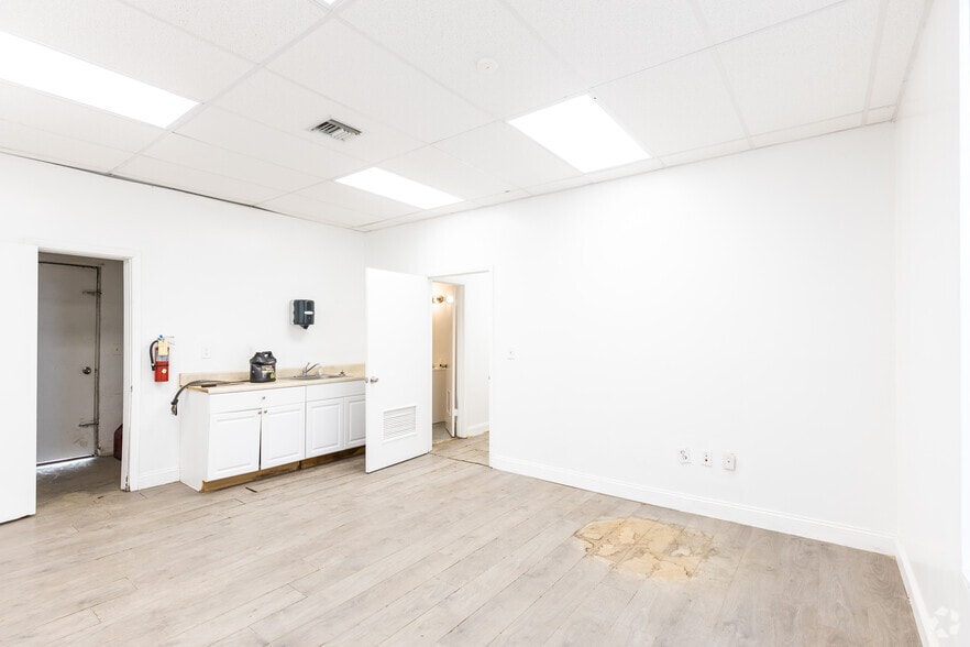 More Photos Of 13045 Cairo Ln, Opa Locka Land For Lease