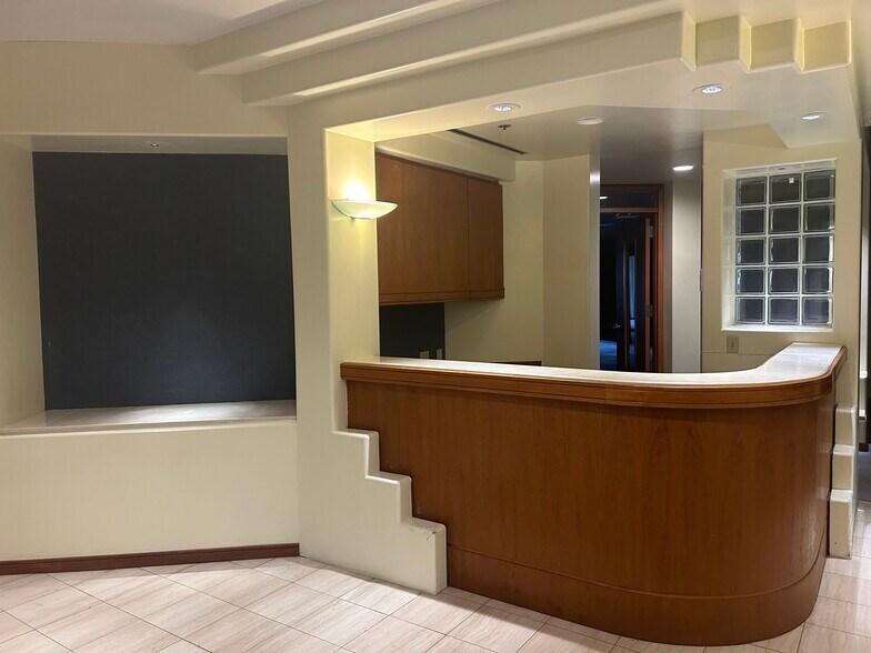 More Photos Of 410 Atkinson Dr, Honolulu Hotel For Lease