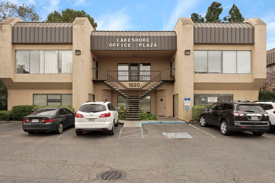 More Photos Of 1820 W Kettleman Ln, Lodi Office For Sale