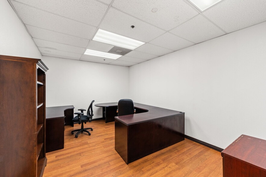 More Photos Of 751 Via Lata, Colton Manufacturing For Sale