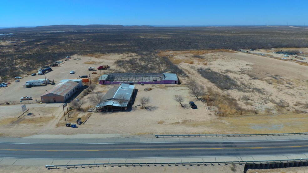 More Photos Of 1103 U.S. 385, Highway, Mccamey General Retail For Sale
