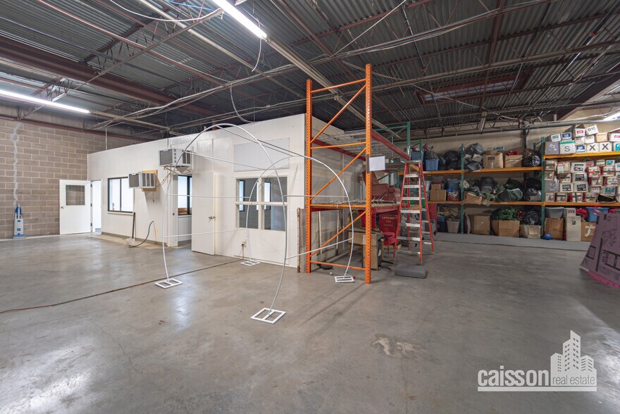 More Photos Of 4311 Director Dr, San Antonio Warehouse For Lease