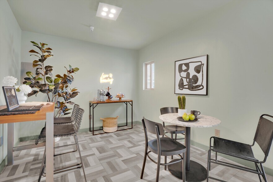 More Photos Of 640 State Highway 12, Rio Vista Hotel For Sale