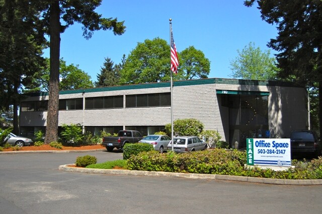 More Photos Of 7110 SW Fir Loop, Tigard Office For Lease