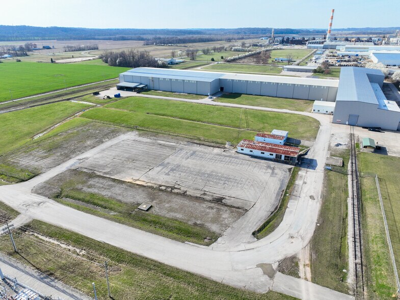 More Photos Of 2870 River Rd, Hawesville Land For Lease