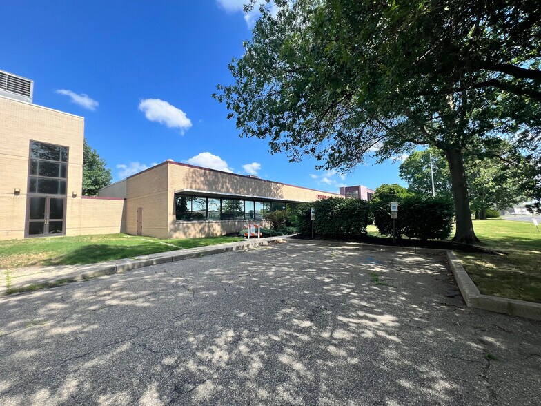 More Photos Of 301 Cuthbert Blvd, Cherry Hill Warehouse For Sale