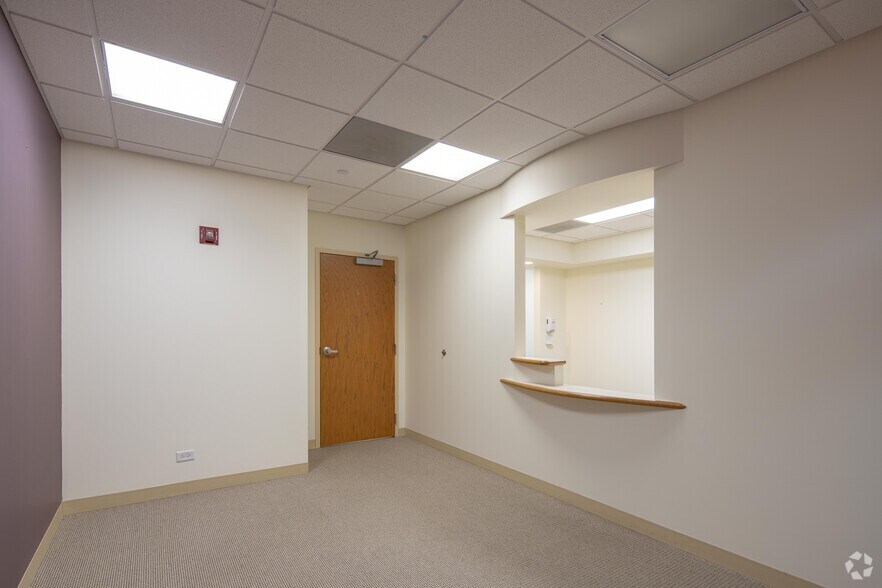 More Photos Of 1170 E Belvidere Rd, Grayslake Medical For Lease