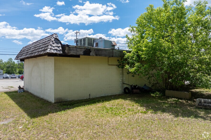 More Photos Of 2508 US 23 S, Alpena Storefront Retail Office For Sale