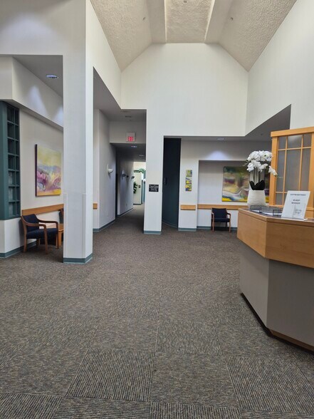 More Photos Of 489-493 Bernardston Rd, Greenfield Storefront For Lease
