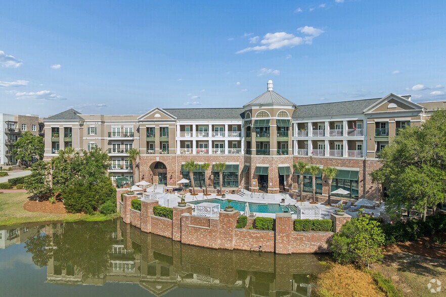 More Photos Of 211 River Landing Dr, Charleston Apartments For Lease